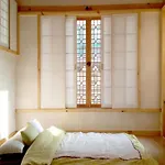 Cheong Yeon Jae Hanok Hotel
