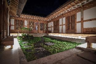 Hotel Cheong Yeon Jae Hanok Hotel