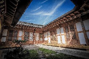 Cheong Yeon Jae Hanok Seoul