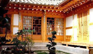 Hotel Cheong Yeon Jae Hanok Hotel 2*